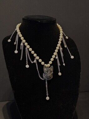 The wolf Necklace